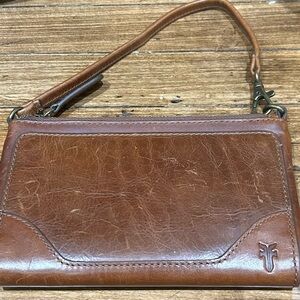 Frye Wristlet Clutch EUC